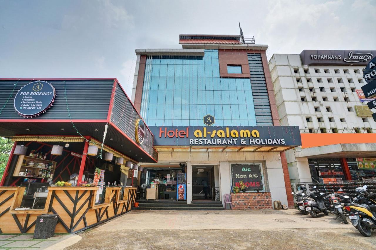 Capital O 87015 Hotel Al Salama Kochi Exterior photo